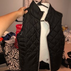 Black puffer vest